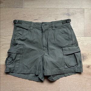 Aritzia TNA Khaki Cargo Shorts